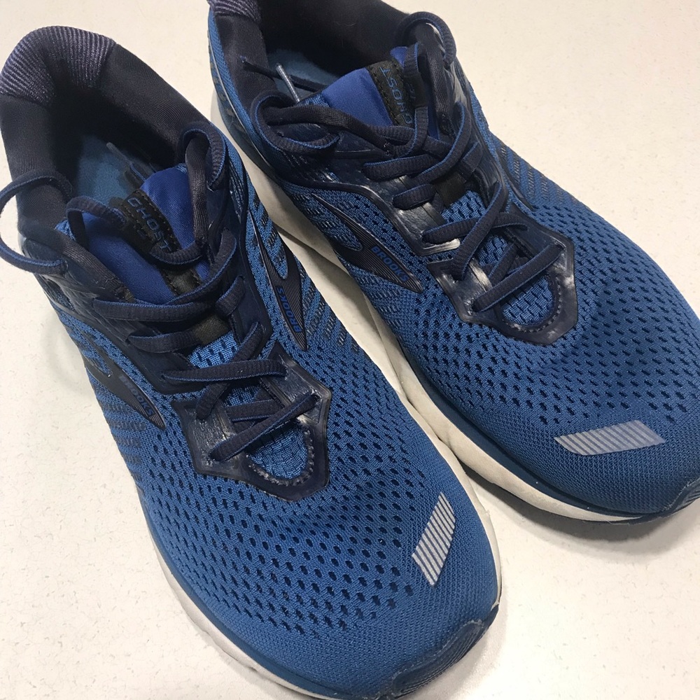 Mens Brooks Running Shoes Sz 11.5